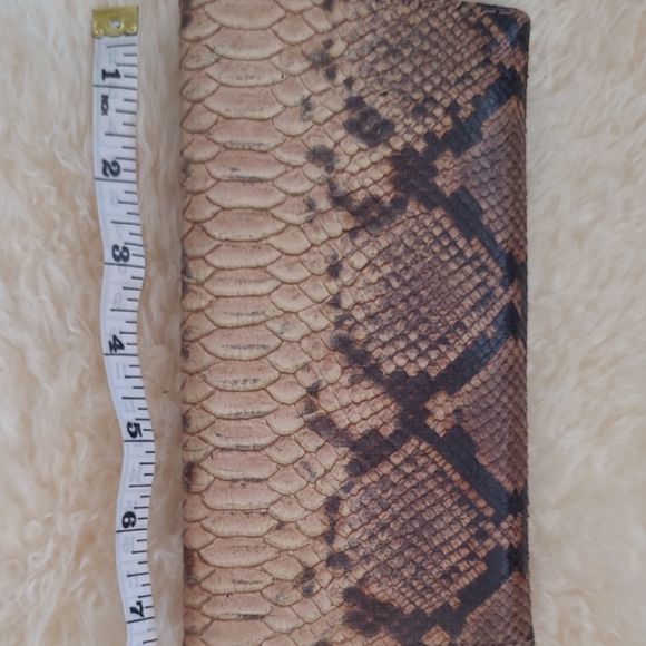 Snake Print Wallet - Picture 4 of 4